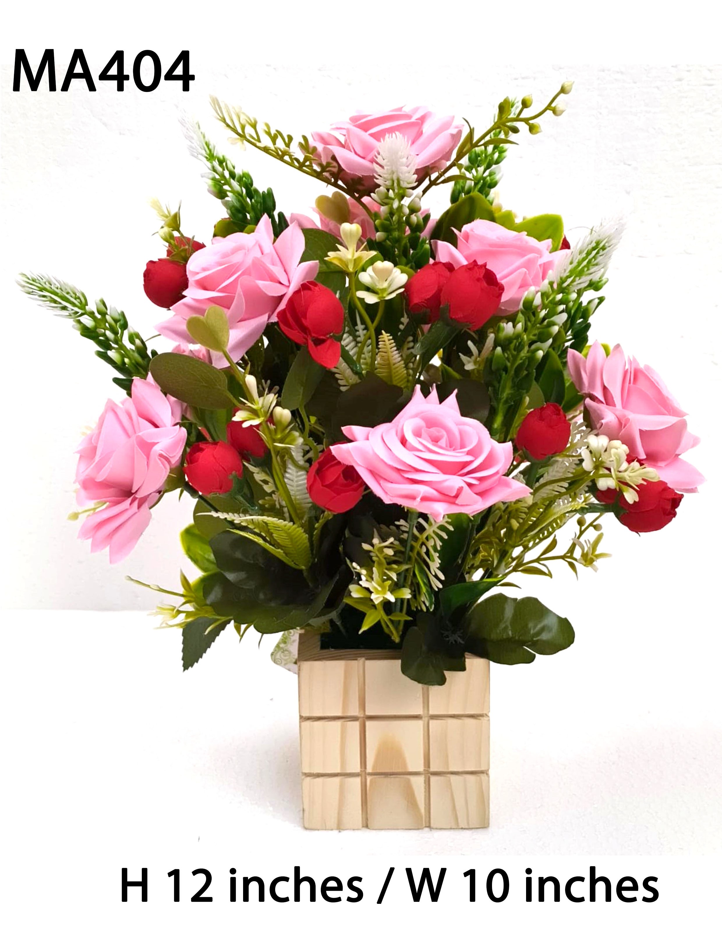 MA404 Rose & Bud Rose Pot Arrangement