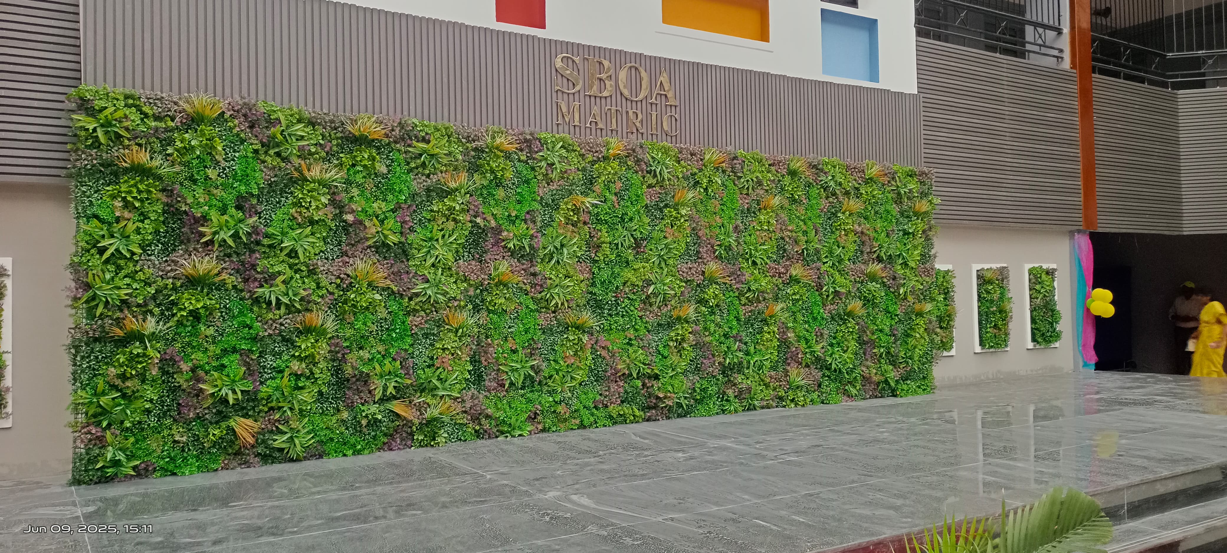 SBOA Matriculation School - Green Wall